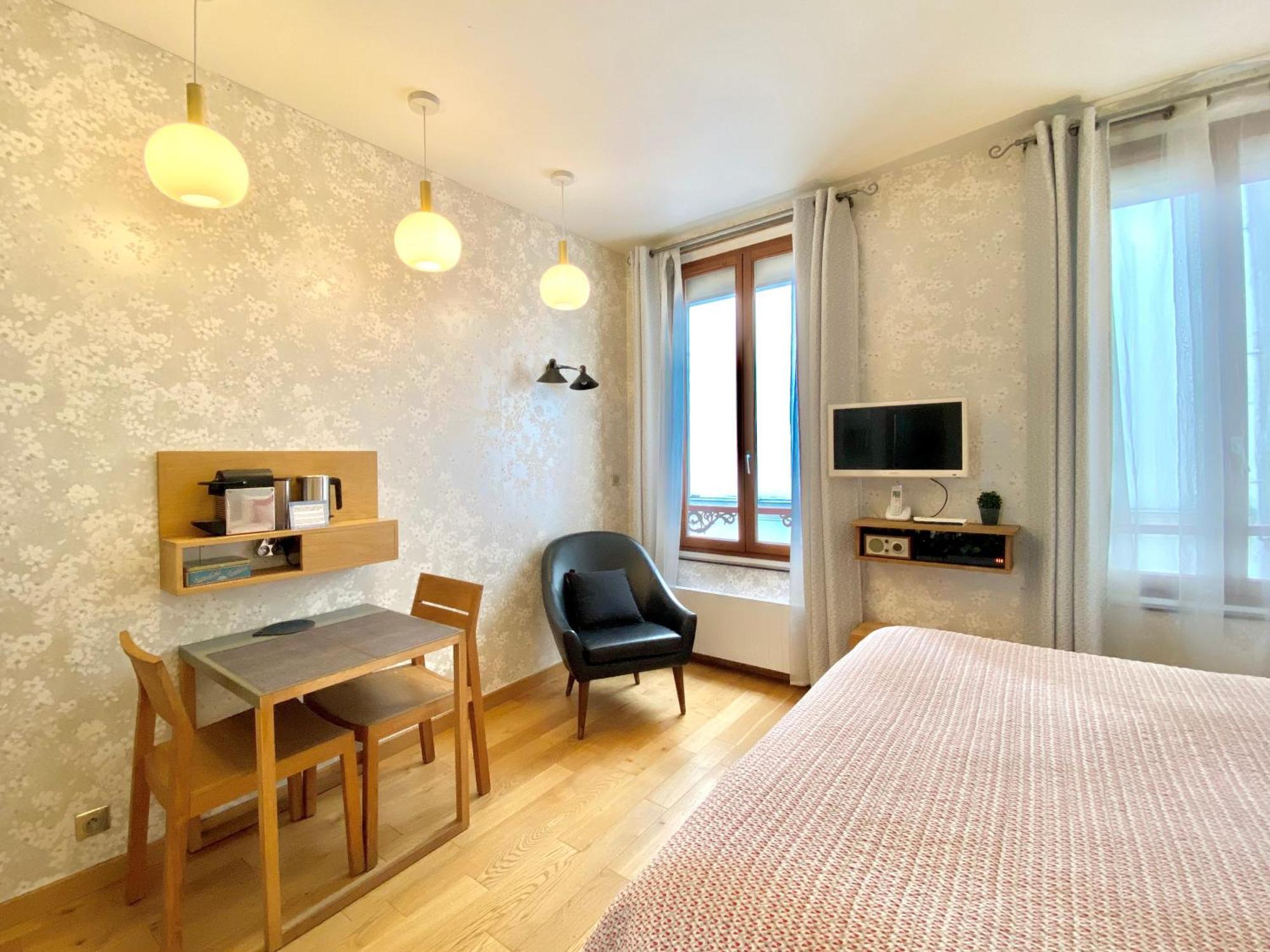 Camparis - - D'hotes Parijs